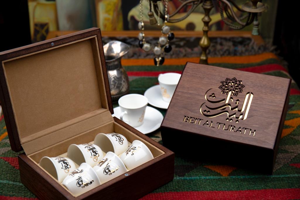 Beit Al-Turath Arabic Coffee Cups Set of 6 – Handmade, Gold Plated with Arabic Calligraphy