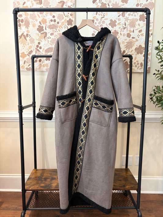 Women's Grey and Black Khaleeji Farwa/Abaya with Embroidery and Hood - Warm Winter Coat