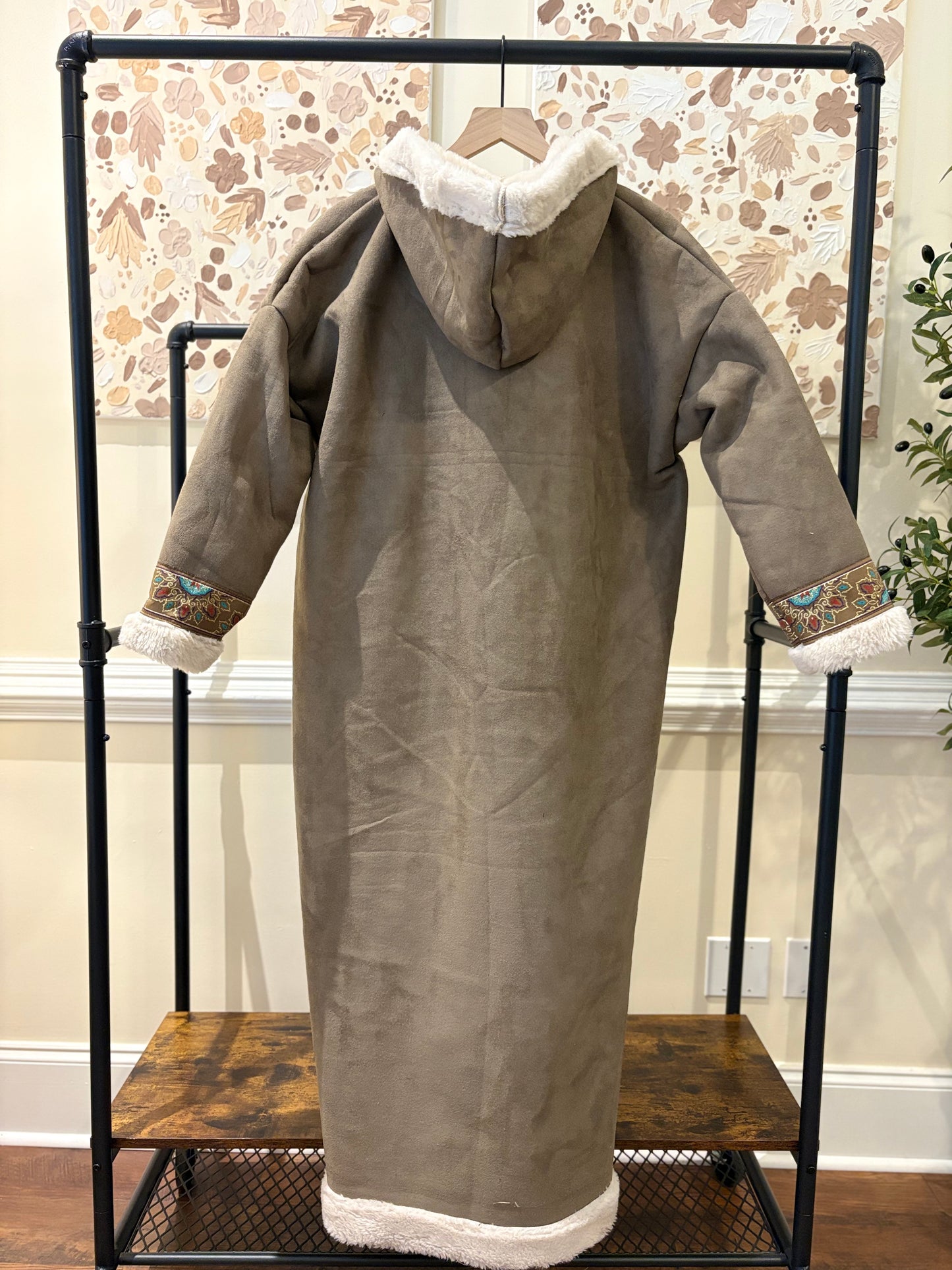 Women's Light Brown and White Khaleeji Farwa/Abaya with Hood - Warm Winter Coat