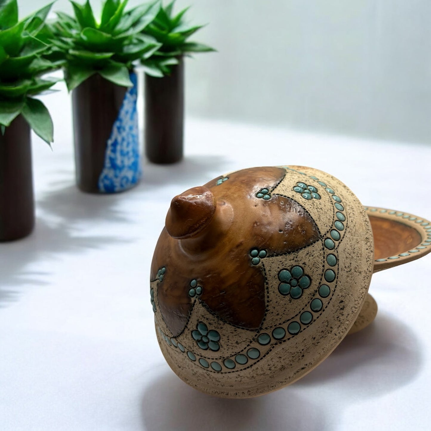 Beit Al-Turath Decorative Serving Ceramic Bowl with Lid