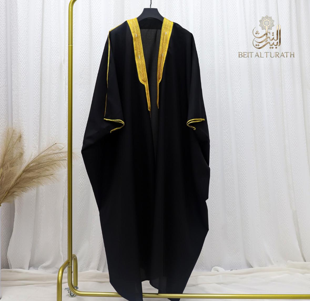 Traditional Arabic Men's Bisht – Luxury Gold-Trimmed Thobe Cloak